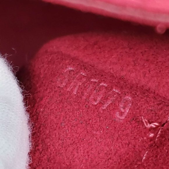 Authentic Louis Vuitton Multicolore Judy MM Bag - Picture 12 of 16